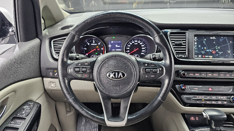 car KIA Carnival id353940 photo #13