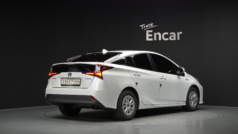 car Toyota Prius id354052 photo #2
