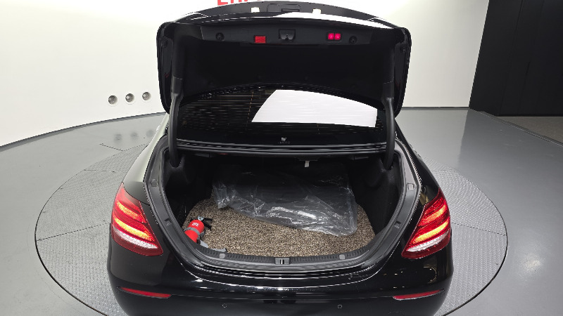 car Mercedes E-Class id354466 photo #20