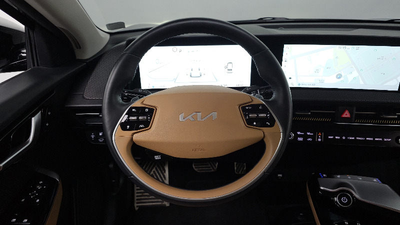 car KIA EV6 id354519 photo #13