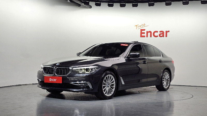 car BMW 5 Series id354557 main photo