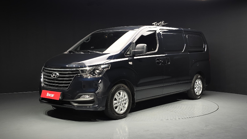 car Hyundai Grand Starex id354629 main photo