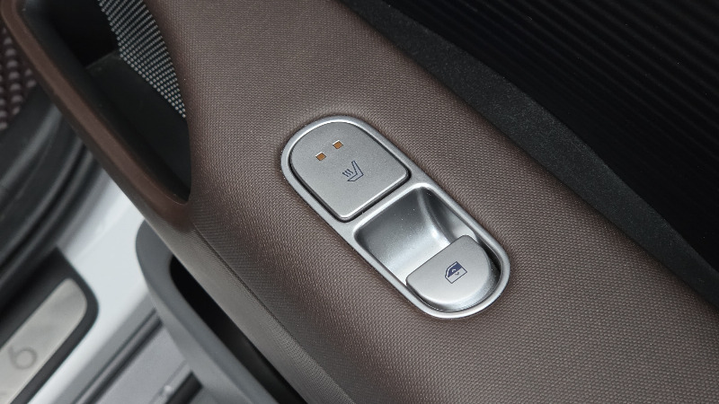 car Hyundai IONIQ 6 id354807 photo #16