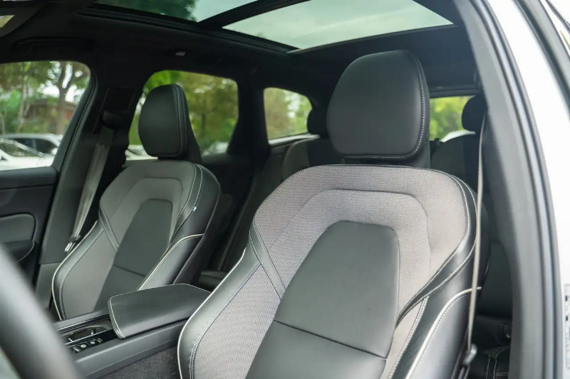 car Volvo XC60 id355826 photo #11