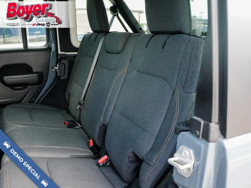car Jeep Wrangler id356766 photo #10
