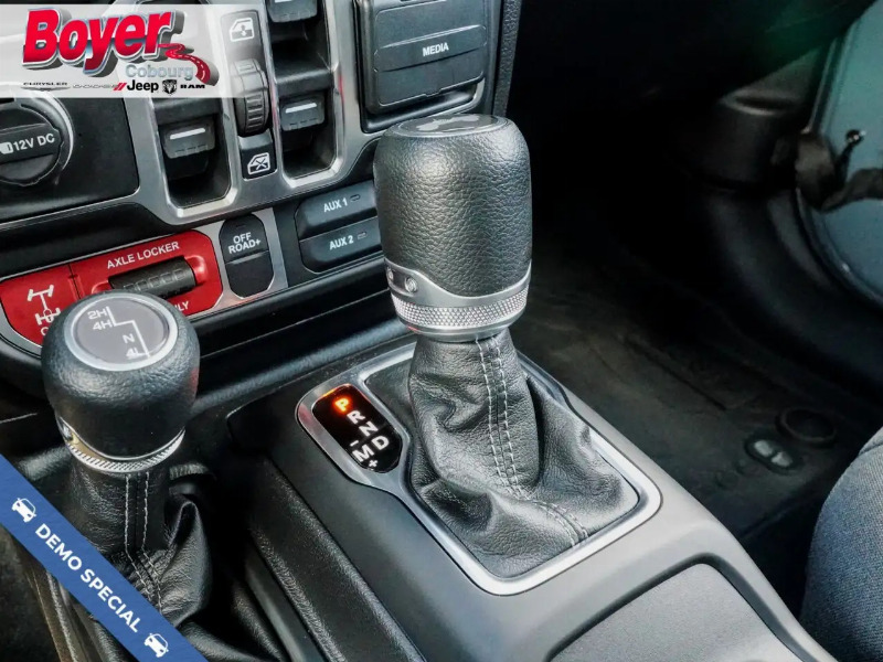 car Jeep Wrangler id356766 photo #19