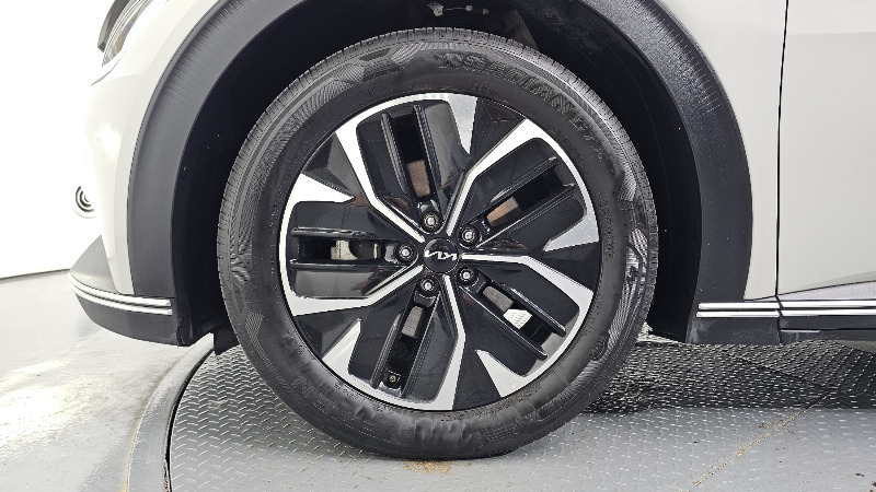 car KIA EV6 id357235 photo #5