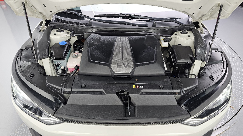car KIA EV6 id357235 photo #6