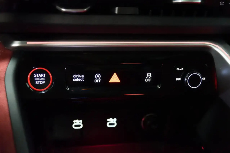 car Audi SQ5 id357613 photo #24