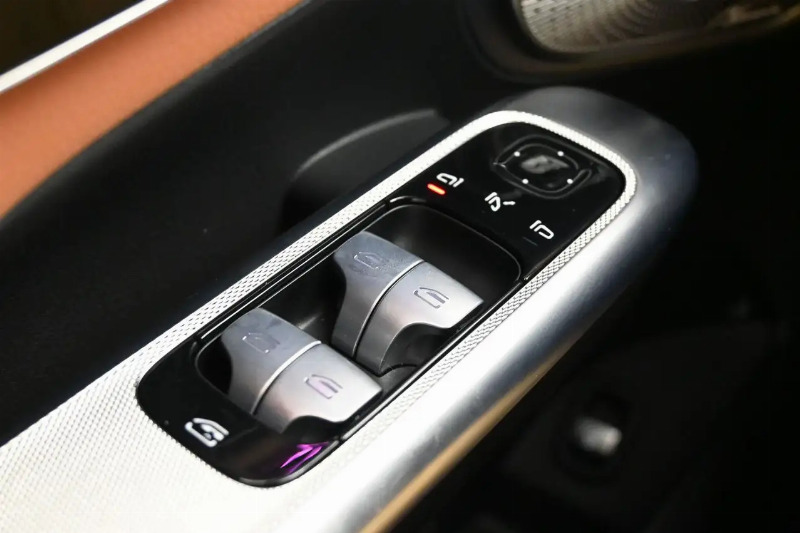 car Mercedes GLC id357933 photo #10