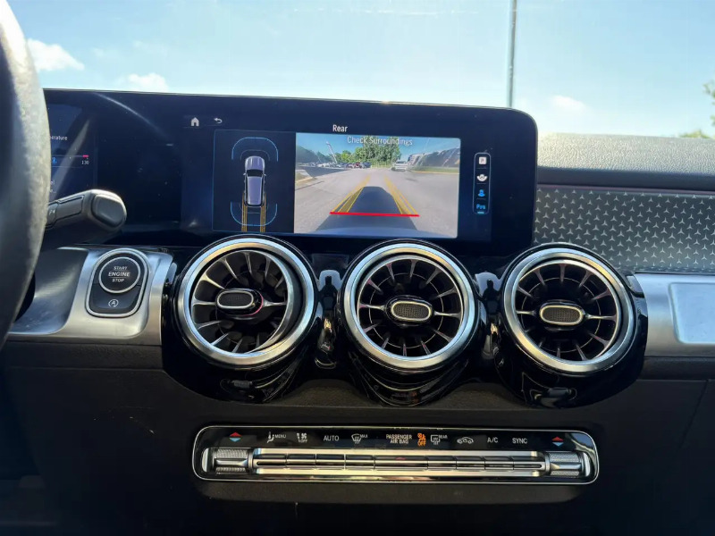 car Mercedes GLB id358035 photo #21