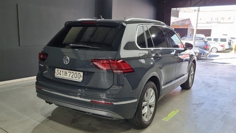 car Volkswagen Tiguan id358097 photo #4