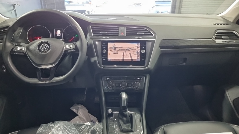 car Volkswagen Tiguan id358097 photo #7