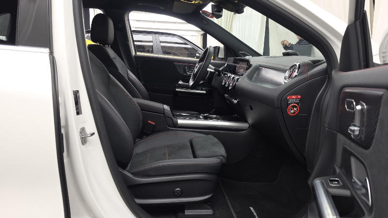 car Mercedes EQA id358316 photo #11
