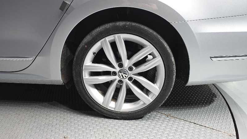 car Volkswagen Passat id358466 photo #21