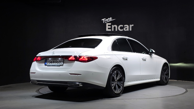 car Mercedes E-Class id358517 photo #2