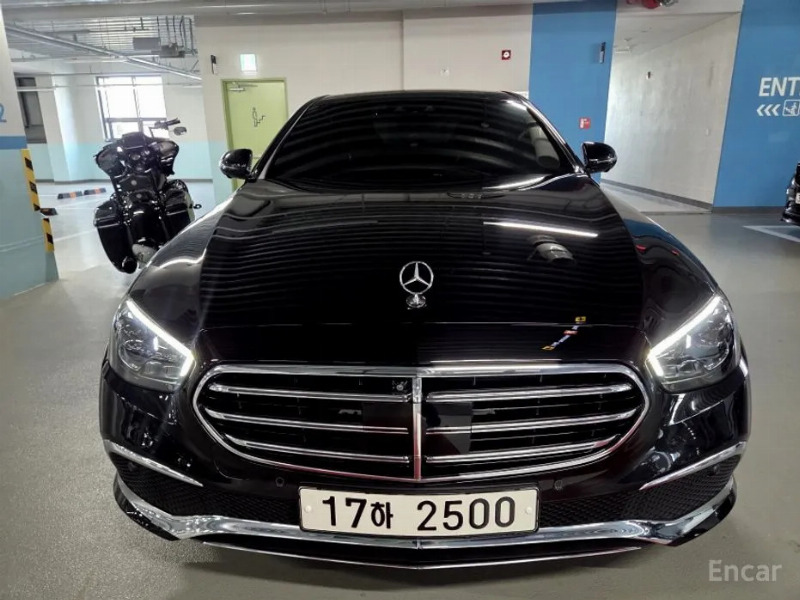 car Mercedes E-Class id358518 main photo