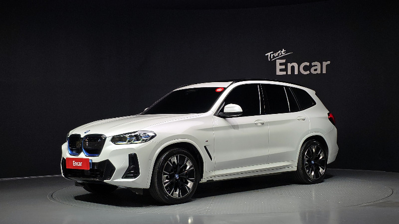car BMW iX3 id358577 main photo