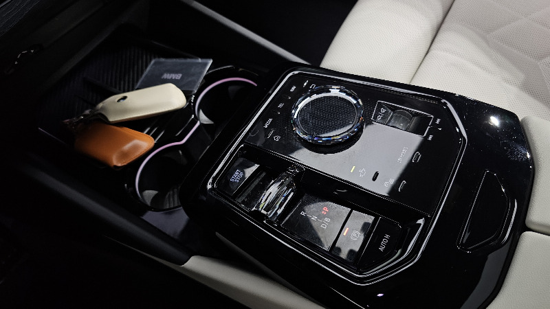 car BMW i5 id358644 photo #9