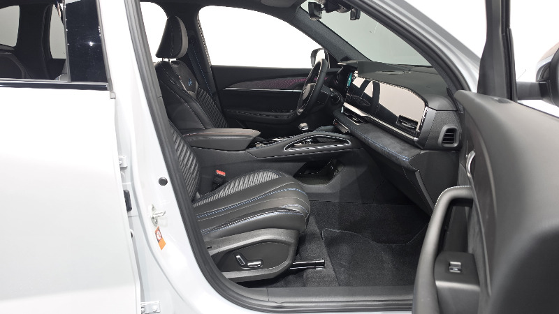 car Renault Samsung Koleos id358820 photo #11