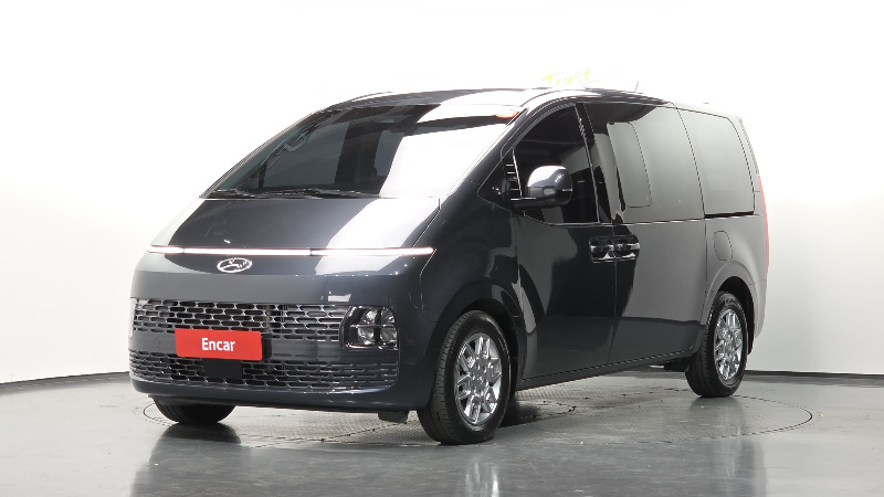 car Hyundai Staria id358961 main photo