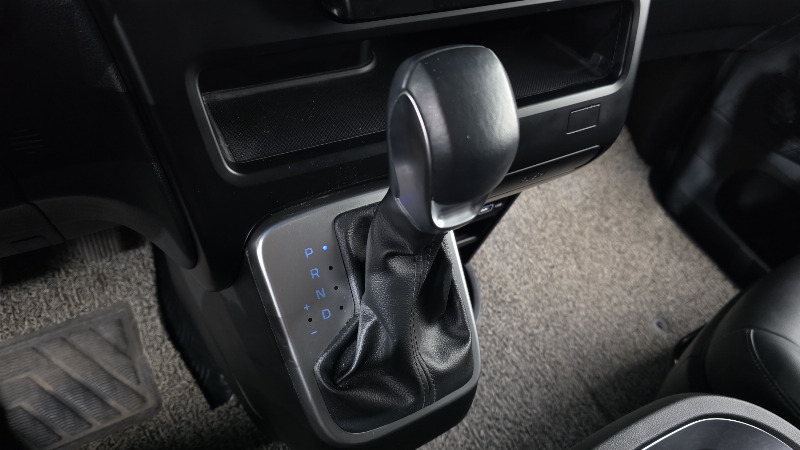 car Hyundai Staria id358961 photo #9