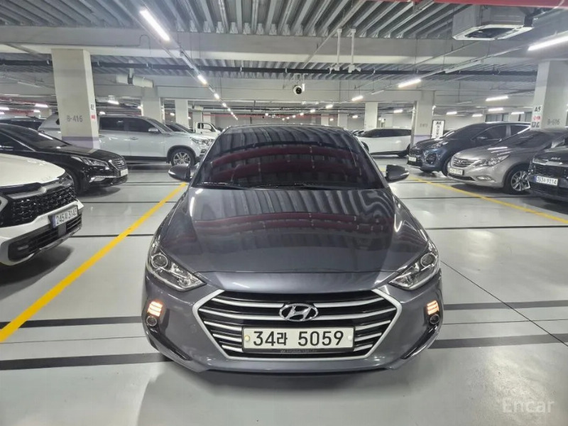 car Hyundai Avante id359044 main photo