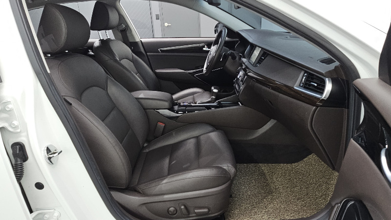 car KIA K7 id359750 photo #12