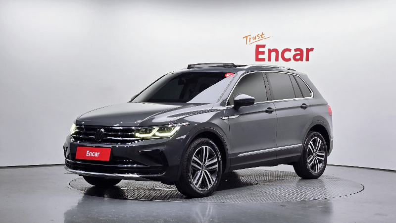 car Volkswagen Tiguan id359775 main photo