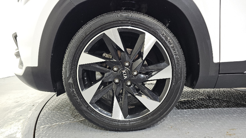 car KIA Seltos id359829 photo #5