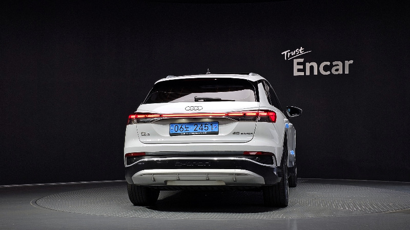 car Audi Q4 e-tron id359920 photo #4