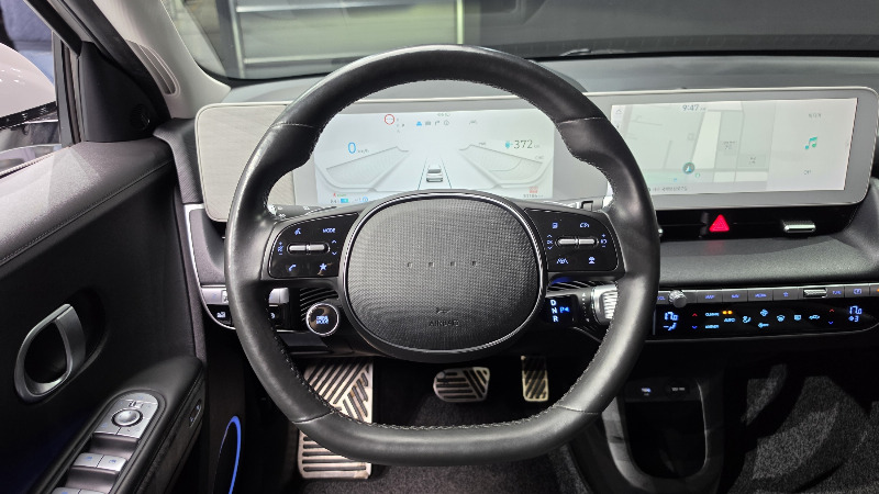 car Hyundai IONIQ 5 id359983 photo #12