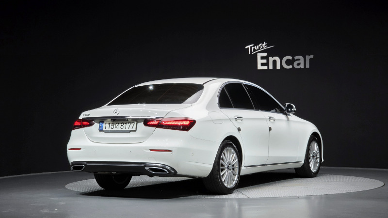 car Mercedes E-Class id360033 photo #2