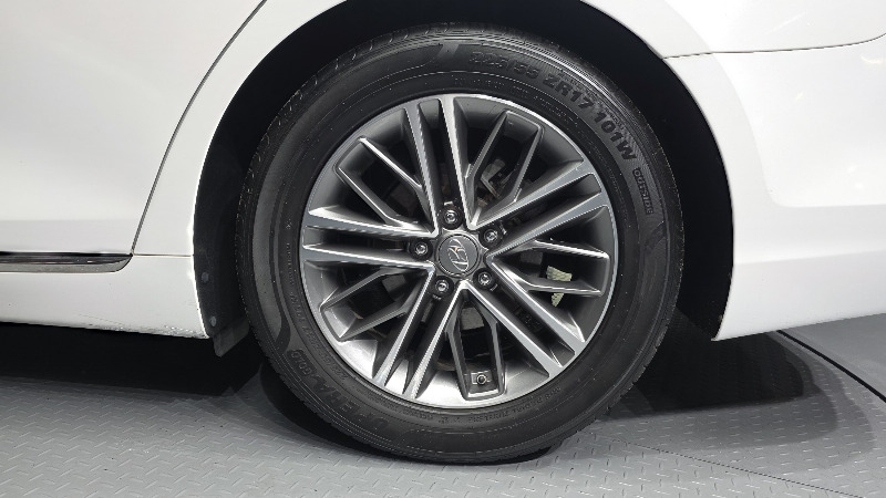 car Hyundai Grandeur id360072 photo #5
