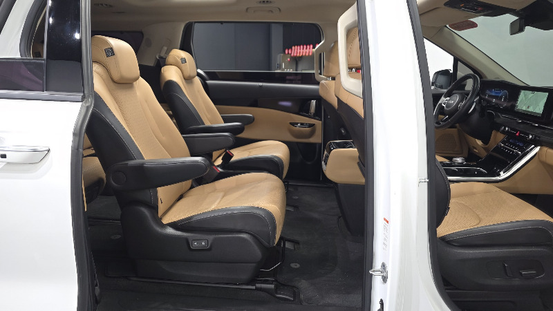 car KIA Carnival id360107 photo #12