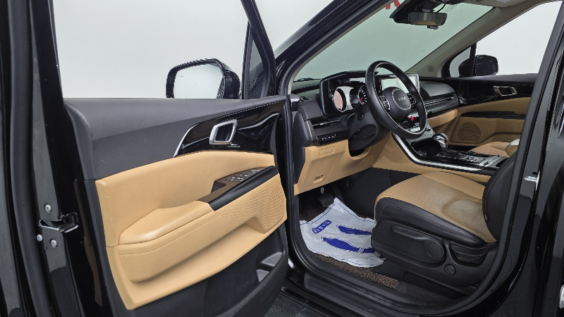 car KIA Carnival id360109 photo #10