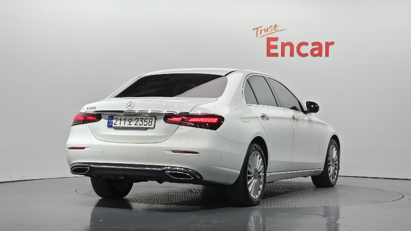 car Mercedes E-Class id360283 photo #2