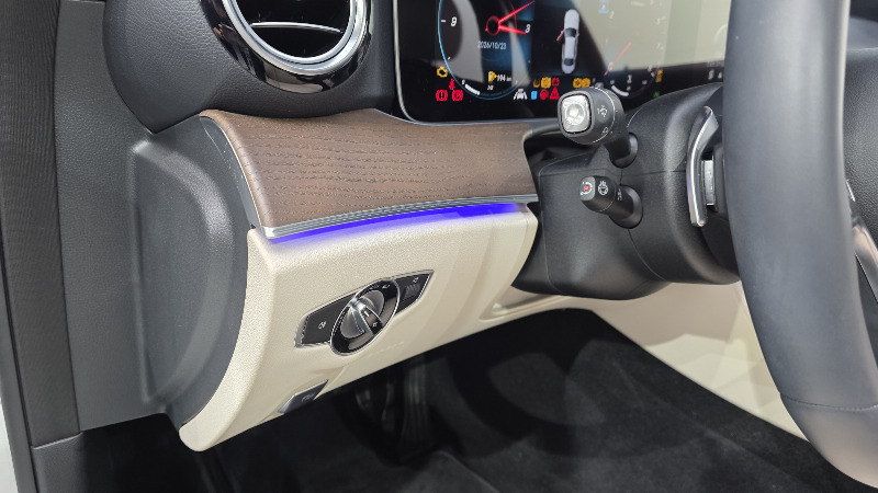 car Mercedes E-Class id360283 photo #28