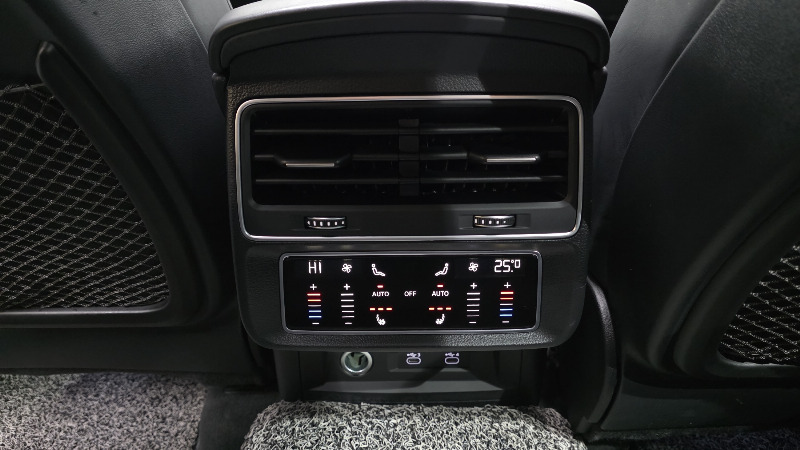 car Audi Q8 id360814 photo #17
