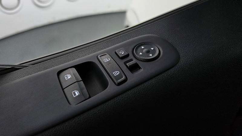 car Hyundai Staria id360828 photo #19