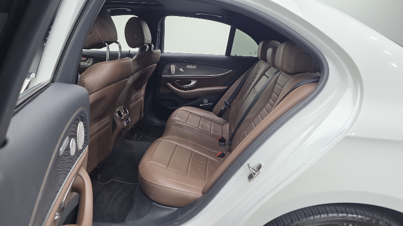 car Mercedes E-Class id360866 photo #11