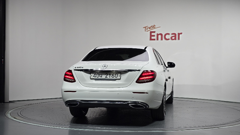 car Mercedes E-Class id361068 photo #4