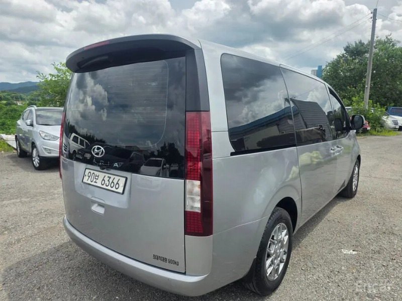 car Hyundai Staria id361220 photo #2