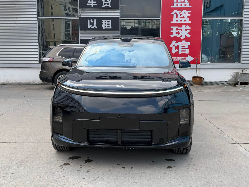 car LiXiang L8 id361700 photo #2
