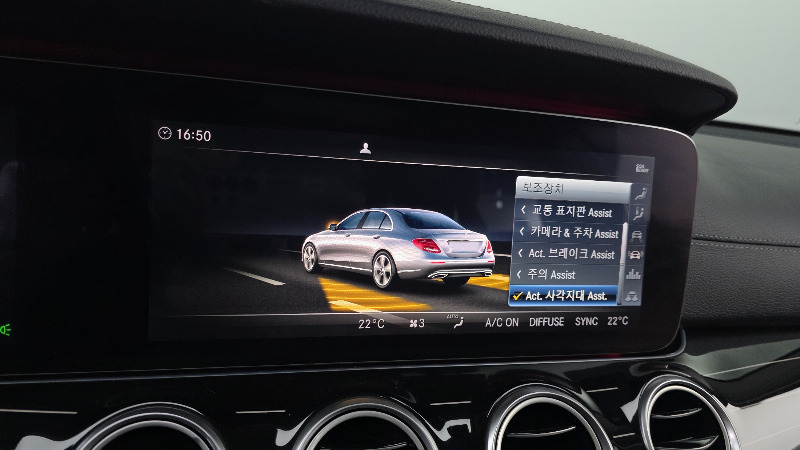 car Mercedes E-Class id361854 photo #27