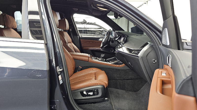 car BMW X7 id362168 photo #11