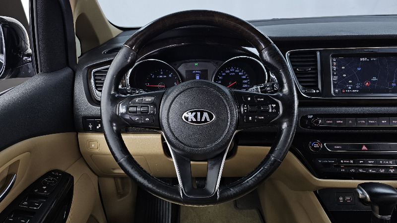 car KIA Carnival id362229 photo #13