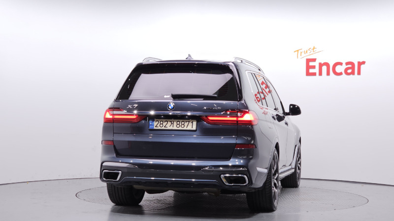 car BMW X7 id362331 photo #4