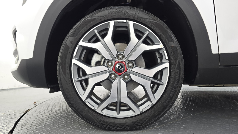 car KIA Seltos id362376 photo #5
