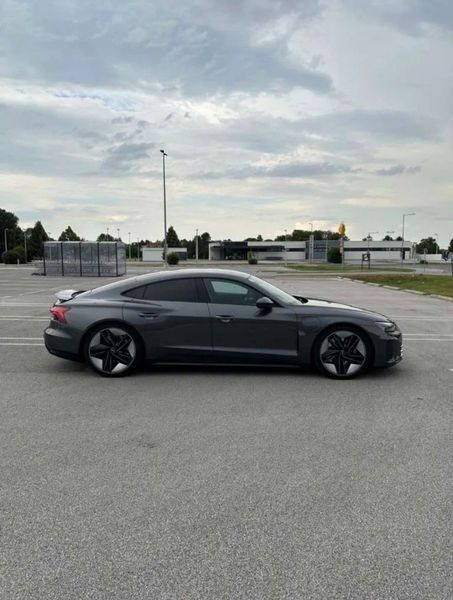 car Audi E-tron GT id362402 photo #5